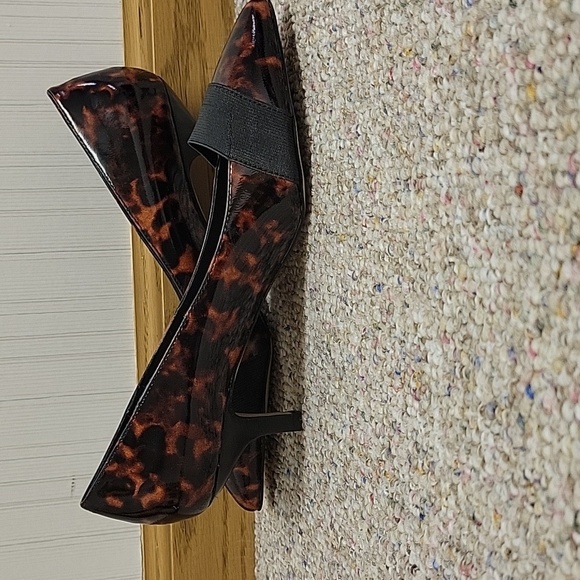 Donald Pliner Womens Sz 7 Leather Gia Kitten Heels Brown Black Mottled Print - Picture 4 of 7